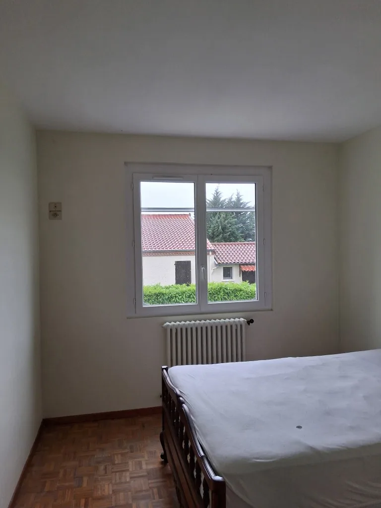 Préparation et peinture complète d'une chambre
