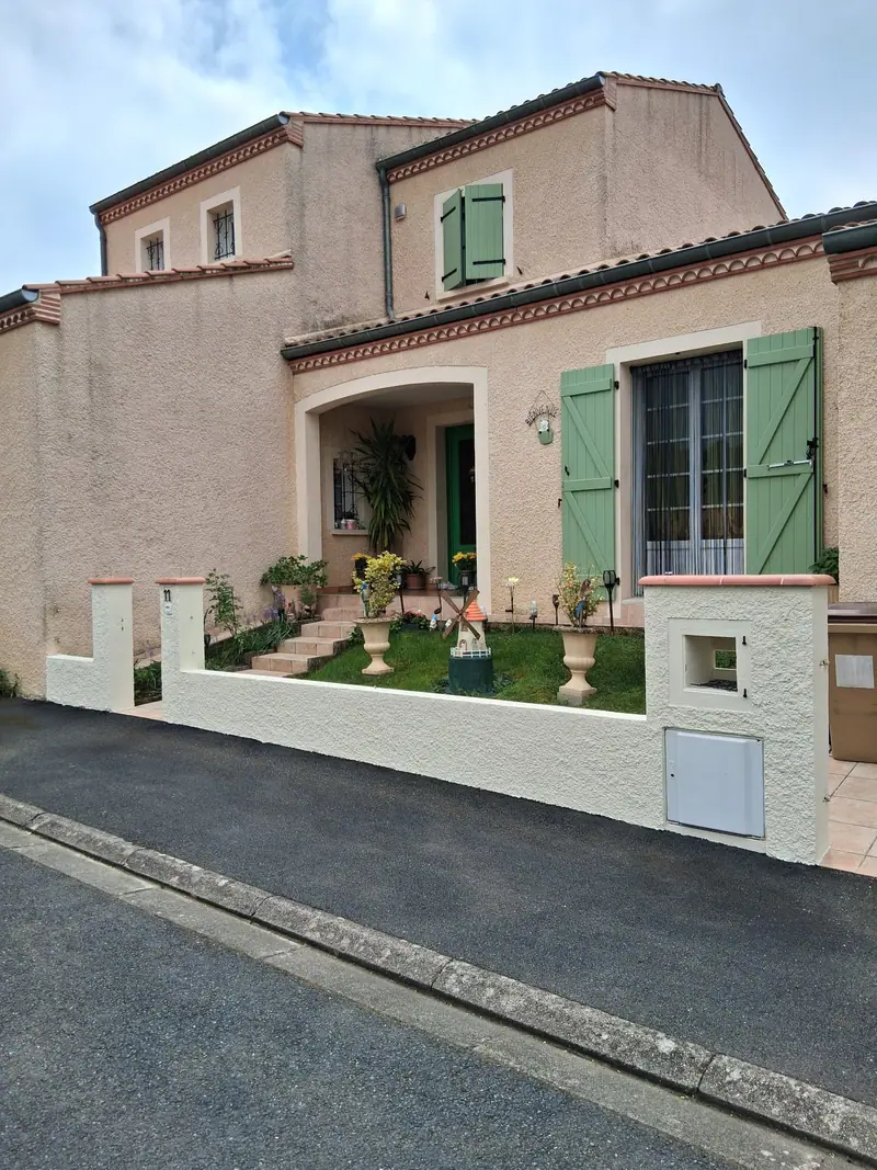 Murette après peinture de façade